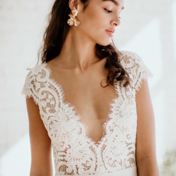 Anais Anette Annalise Wedding Dress - Picture 5 of 6